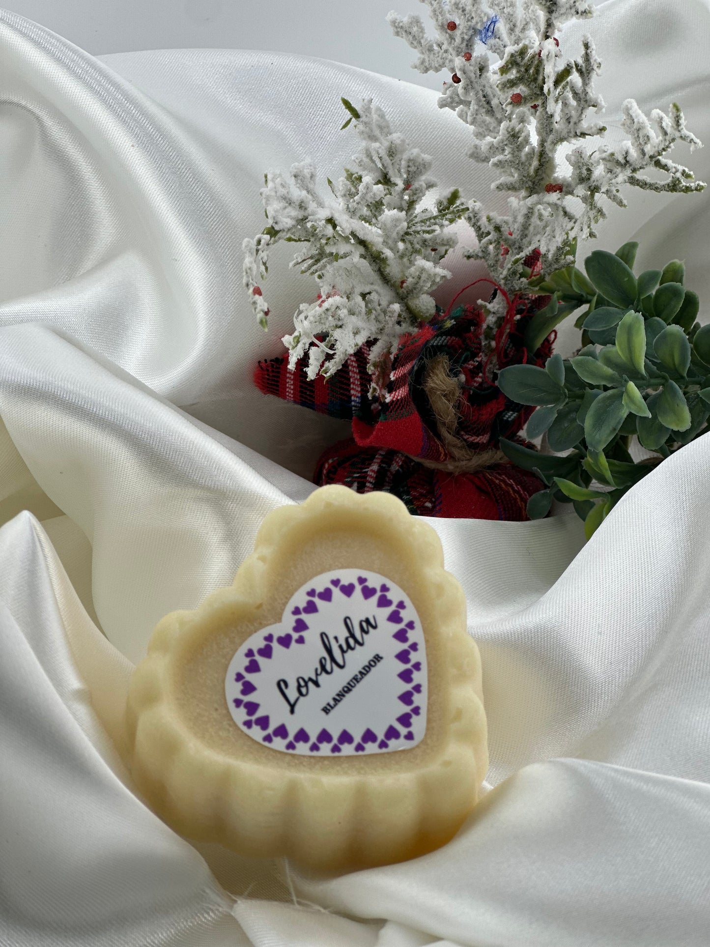 🌟 Jabón blanqueador Lovelida 🌟